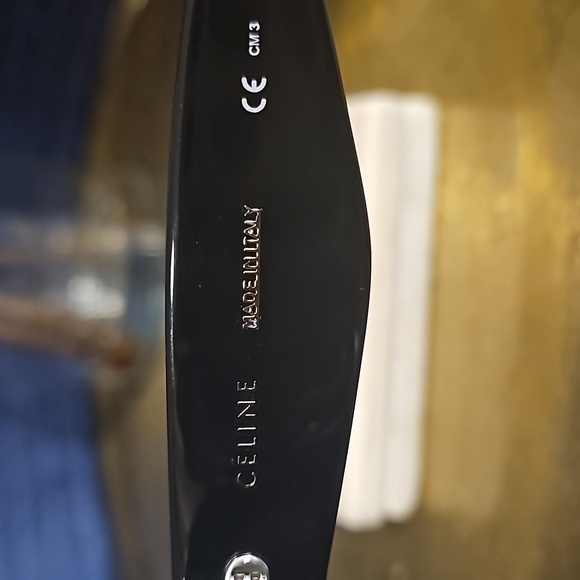 Sunglasses - Picture 3 of 5